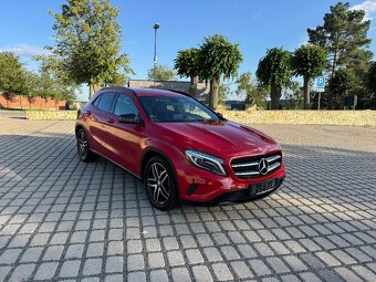 Mercedes-Benz GLA 200 D 4Matic - 3