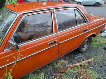 Mercedes Benz w123 200D - 3