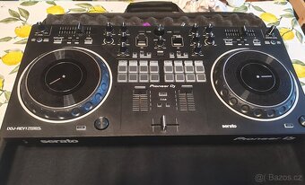 Mixážní pult Pioneer DJ DDJ-REV1 - 3