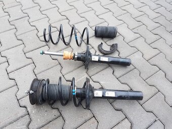 Přední tlumič, pružina Octavia III 5Q0413023GJ - 3