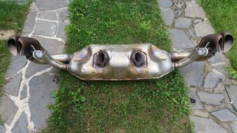 Výfuk Audi R8 koncový díl tlumič - 3