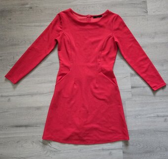 Červené šaty zn. Mohito - 3