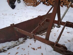 Sněhová radlice za traktor - 3