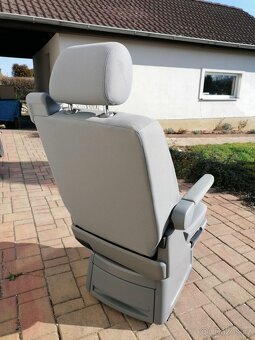 Sedačka VW Multivan T5,T6 - 3