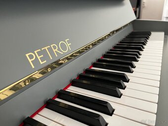 Šedý Petrof model 115 II se zárukou 2 roky a dopravou - 3
