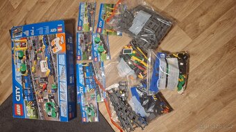 Lego nákladní vlak 60052 - 3