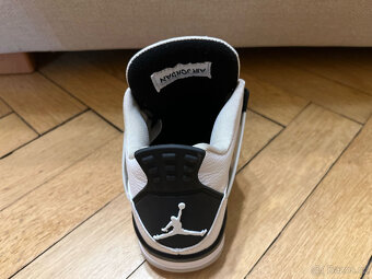 NIKE AIR JORDAN 4 MİLİTARY BLACK nové 37,5 dámská velikost - 3