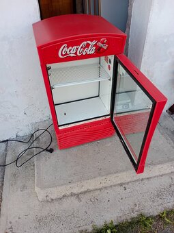 Lednička Coca-Cola - 3