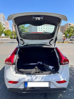 Volvo V40 D2 2015 134 500 km - 3