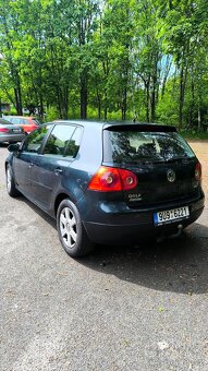 Volkswagen Golf V 1.9 tdi 2006 rv.
2006
1.9 tdi - 3