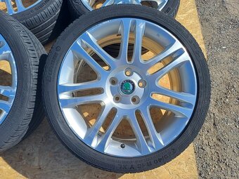 Alu kola Škoda Superb 2 (Themisto, R18) - 3