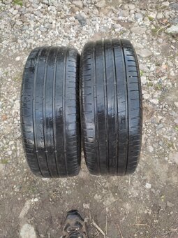 Pneu 205/55R16 - 3