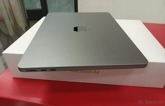 Apple MacBook Air 13" 2022 M2 16GB/256GB zár. 5/2026 Apple - 3