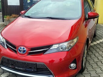 Toyota Auris, 1,8 Hybrid SERV.KNÍŽKA - 3