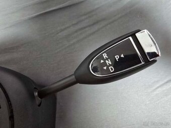PŘEPÍNAČ SMĚROVÝCH SVĚTEL MERCEDES W212 2009 Verze Sedan - 3
