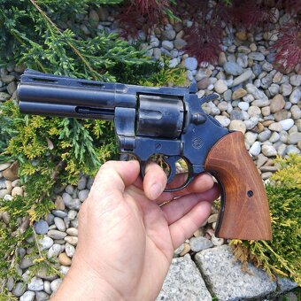 Plynová pistole,revolver Bruni magnum cal.9mm bez registru - 3