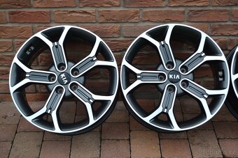 5x114,3 R18 Hliníkové disky Originál Kia XCeed - 3