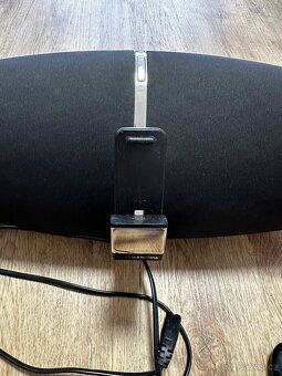 Bowers&Wilkins ZeppelinAir lighting. - 3