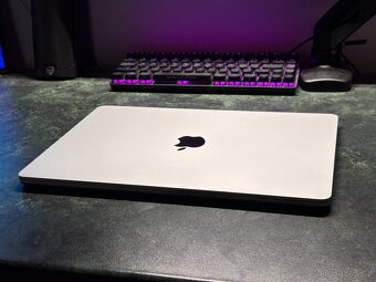 MacBook Air M2 15" - 3