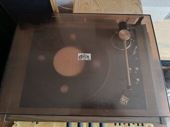 Gramofon Tesla NZC 420 HiFi s vložkou Shure - 3