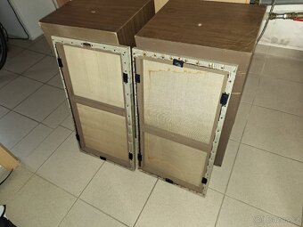 Korpusy Tesla ARS 840 - 3
