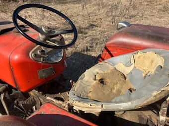 Zetor 2511 původní, odpružená náprava, plná závaží - 3