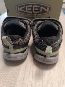 Nové nepromokavé dětské boty Keen vel. 30 - 3