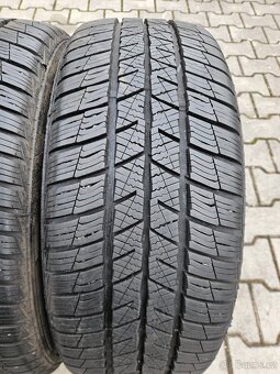 Zimní Barum 215/50/17 - 90% - 3