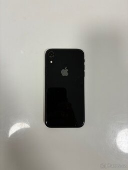 iPhone XR černý - 3