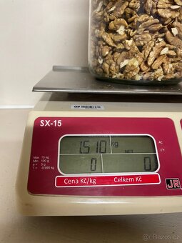 Vyloupané ořechy - 3