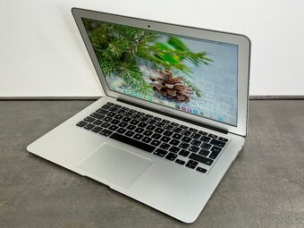 MacBook Air 13'' 2015 / i5 / 4GB / 128GB SSD - DPH - 3