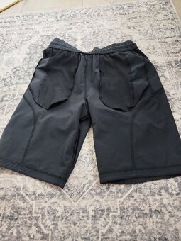 Kraťasy, plavky značky Under Armour - 3