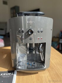 Krups EA81 - automatický kávovar na zrnkovou kávu - 3