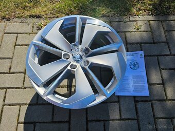 1ks Škoda Comet 18" - 3