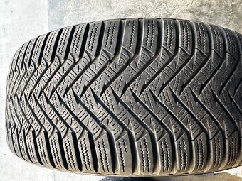 235/45/R18 - 3