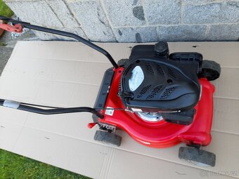 Benzínová sekačka Power Tec Garden 2,2 KW - 3