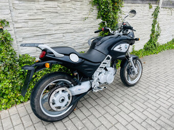 BMW F650 CS Scarver r.v.2003 najeto pouze 8 tis km - 3