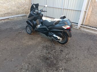 Piaggio mp3 400 Cz doklady v ceně - 3