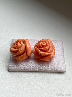 Luxusní růžičky z japonského korálu Momo - 18,58 g - 3