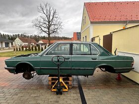 BMW 518 motor M10B18 nahradni dily s celeho vozu - 3