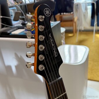 Yamaha Pacifica 611 VFM - 3
