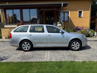 ŠKODA OCTAVIA KOMBI 2012 2.0TDI 103KW AMBIENTE - 3