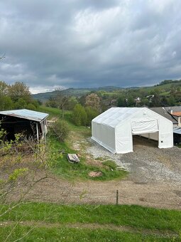 Plachtová Hala 10×12,2×6,1m, PVC 610g/m2, bílá – vrata 4,3 m - 3