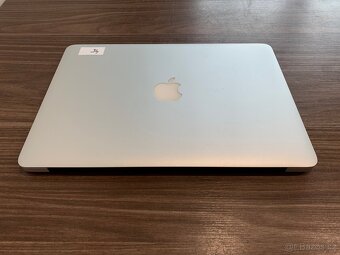 Macbook Air A1466, 2017, 8GB RAM, 128GB SSD, Intel i5 - 3