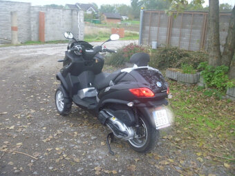 PIAGGIO MP3 RL 500 LT najeto pouze 1763 km - 3