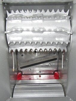 Štěpkovač GL&D Galaxi Motor - Vanguard 35 HP - 3