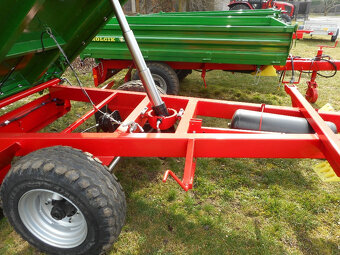 Traktorový návěs Molčík EDK 3000 - 3