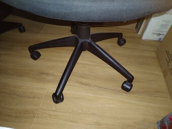 Kancelářská zidle - 3