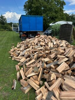 Štípané palivové dřevo - 3