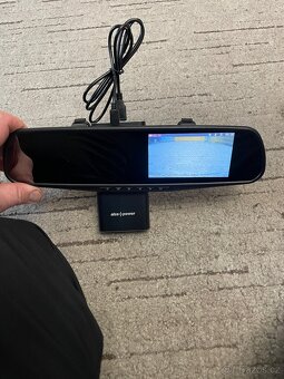 Autokamera v zrcátku - 3